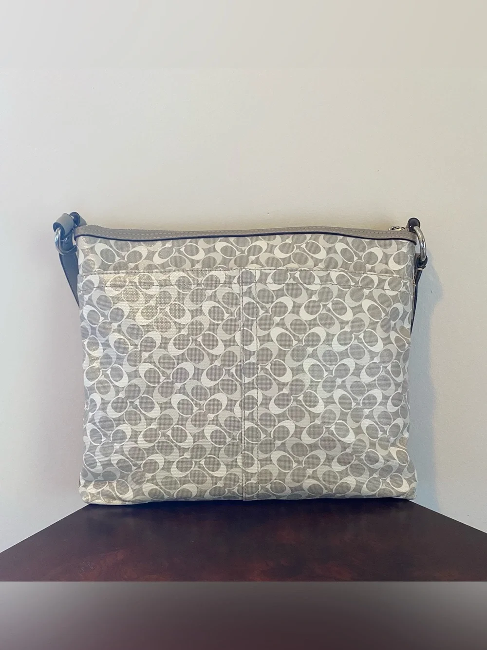 Coach crossbody grey